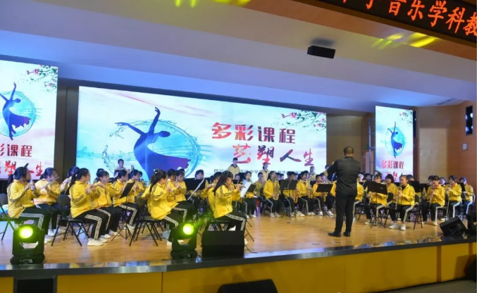 雙流藝體中學近三年的錄取分數(shù)線是多少？