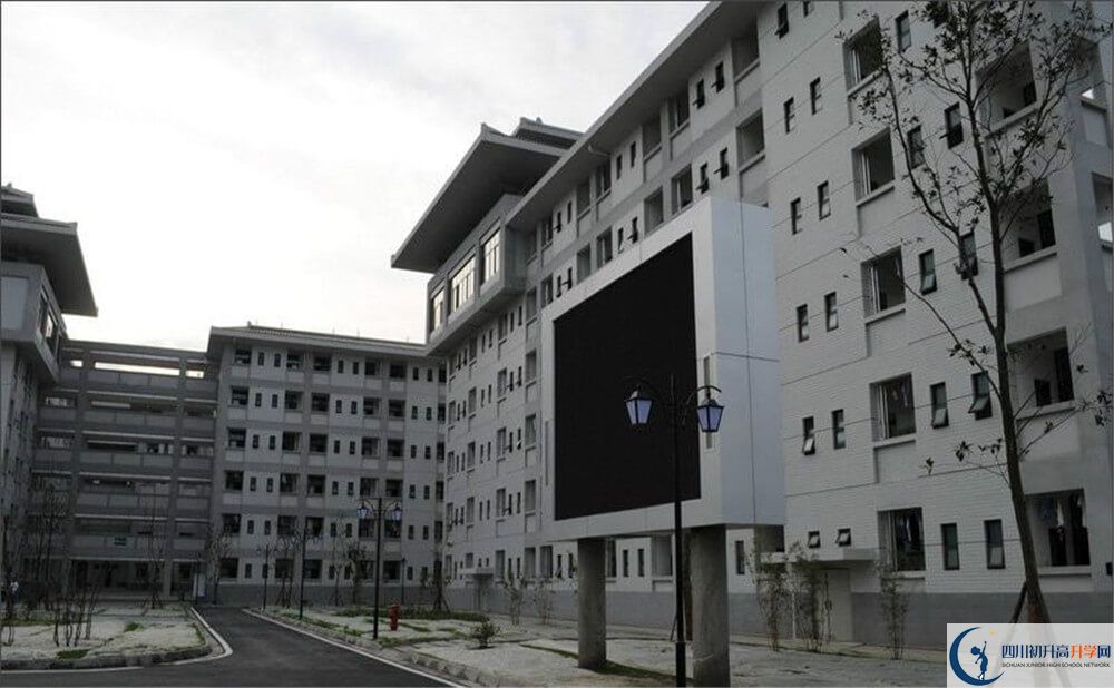 成都石室中學(xué)北湖校區(qū)2020年考上清華北大的人數(shù)有多少？