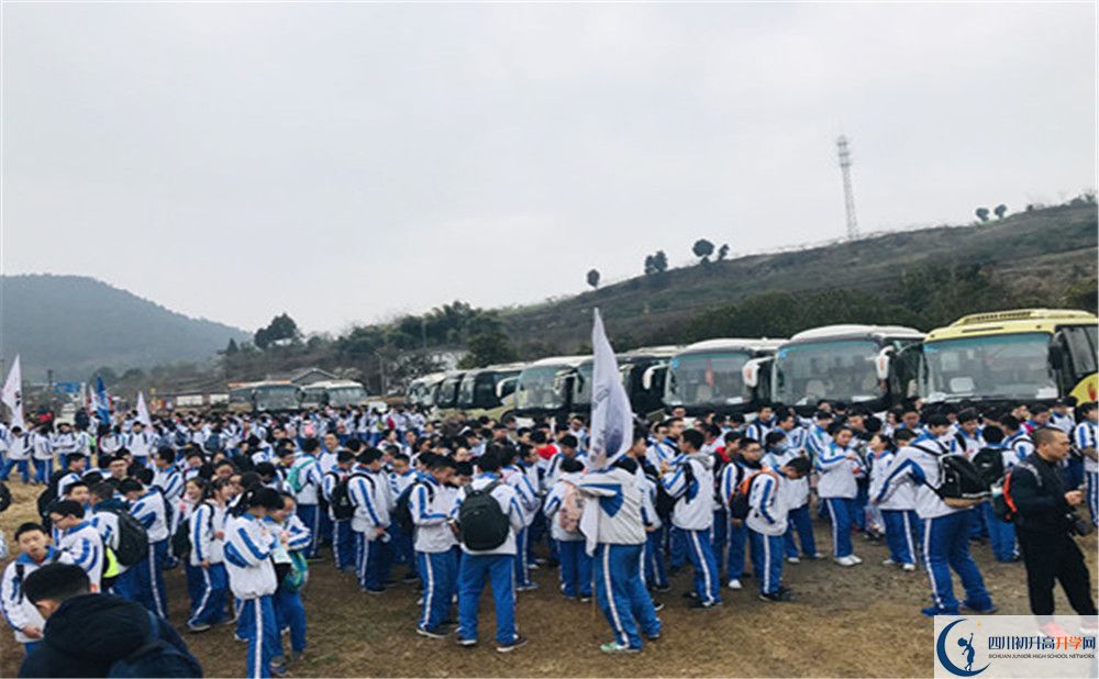 成都七中八一學(xué)校是重點(diǎn)中學(xué)嗎？