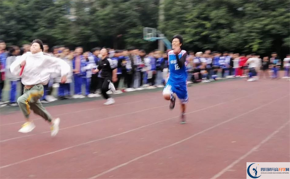 仁壽華達(dá)高中實驗班學(xué)費貴嗎？