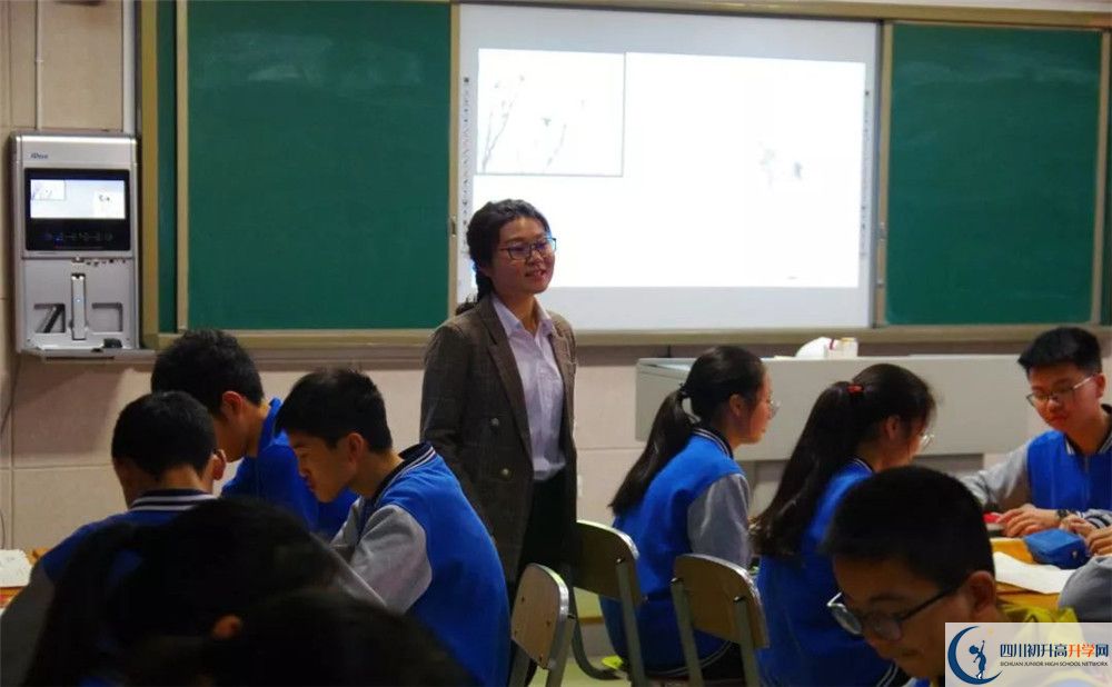 2020成都實(shí)驗(yàn)中學(xué)二診數(shù)學(xué)試題答案在哪看？